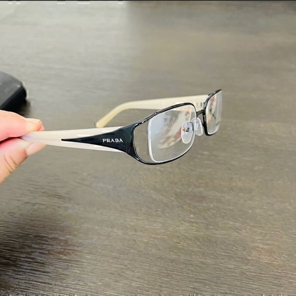 New Prada glasses - Picture 3 of 5